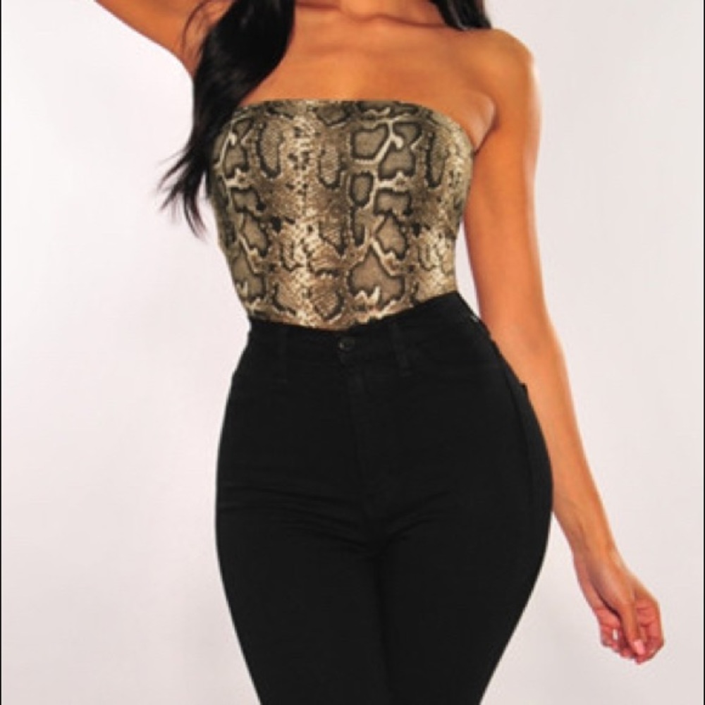 Fall Favorites: Strapless Animal Print Bodysuit